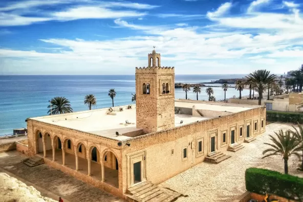 countries,-tunisia,-payroll.webp